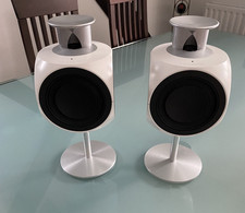 RARE Bang & Olufsen Beolab 3 White Speakers & Table Stands - Excellent Condition