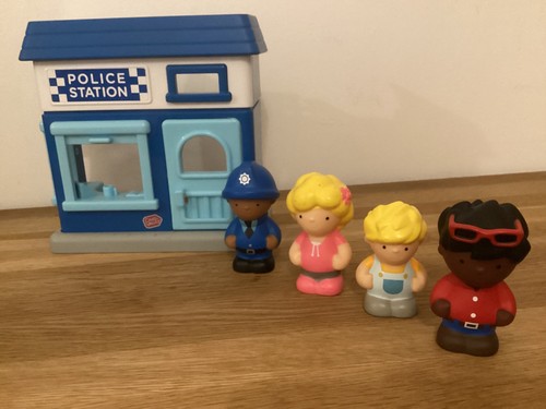 Tots town police station - tots,