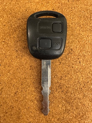 Genuine toyota button - toyota, 2