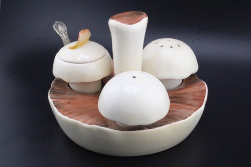 Vintage 1960 carlton ware - vintage,