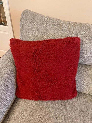 Next red fluffy - next,