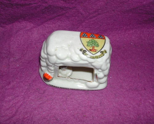 Carlton crested china - carlton, ww1