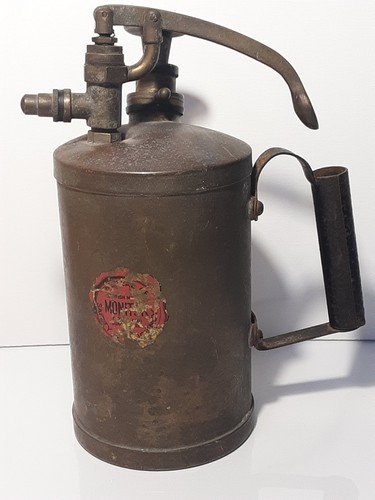 Old antique brass - an,