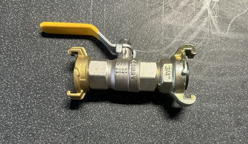 Brass geka claw male - male,