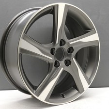 VOLVO V40 MK3 GREY DIAMOND CUT