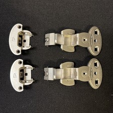 Exposed Axle Hinge 180°