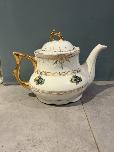 Beautiful tea pot with floral - beautiful,