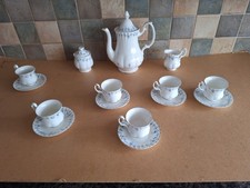 ROYAL ALBERT "MEMORY LANE" 15 PIECE COFFEE SET INCLUDING COFFEE POT