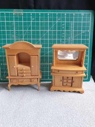 Doll house furniture lot - , good