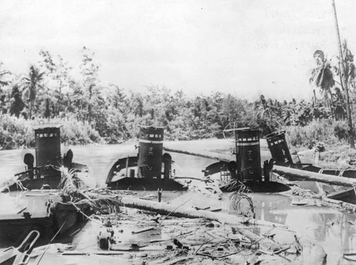 Shattered japanese barges tank - japanese,