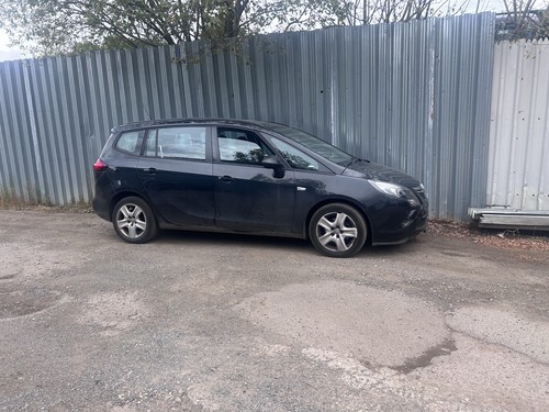 Breaking 2015 vauxhall zafira - vauxhall,