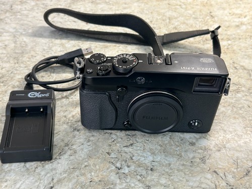 Fujifilm pro1 camera body - camera,