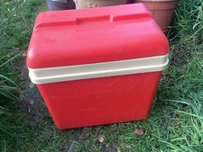 Retro Vintage Cool Box