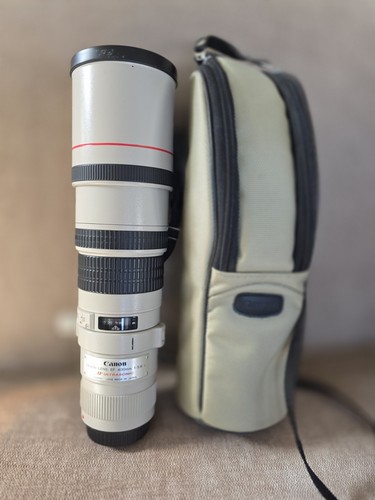 Canon 400mm 6 - 400mm, f/5.6.
