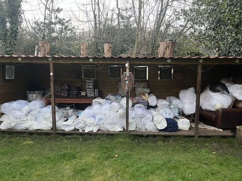 Bedding job lot - ,