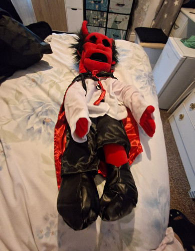 Inch devil puppet - inch, the