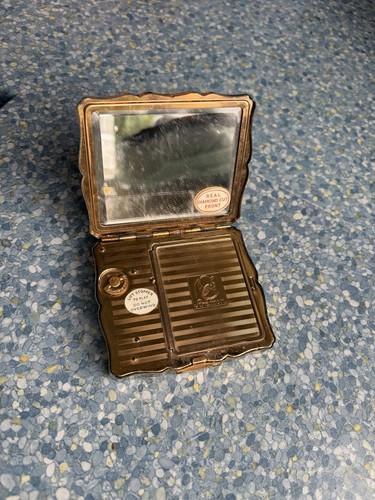 Stratton 1950 musical compact - 1950,
