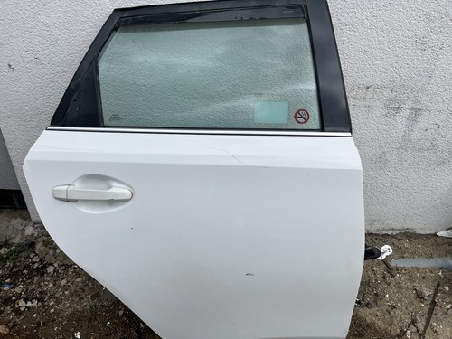 Toyota auris estate door right - toyota,