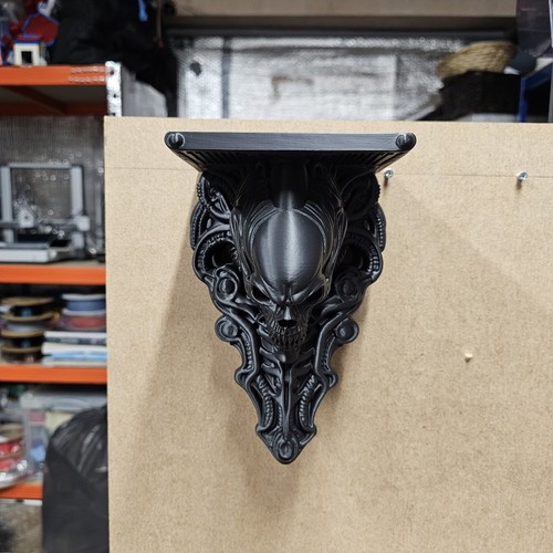 Giger xenomorph alien - r,