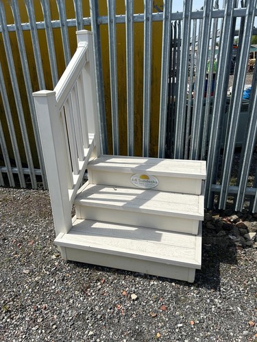 Static caravan decking steps - caravan,