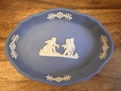 Wedgwood jasperware blue - wedgwood,