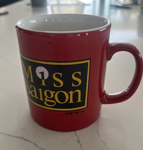 Miss saigon mug london - miss,