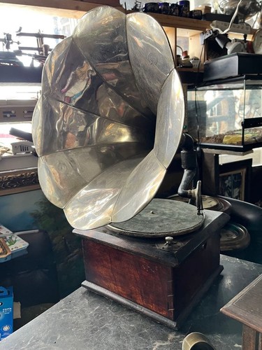 Vintage horn phonograph hand - vintage,