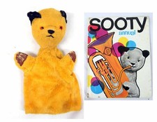 Vintage Chad Valley Sooty hand