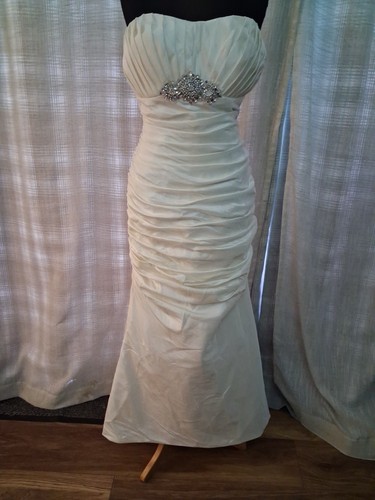 Wedding dress size ivory - dress,