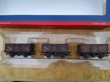 Bachmann 37-238Z  16T Bauxite Weathered Wagons  Kernow L/E
