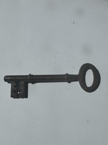 Vintage antique metal key 11cm - antique,