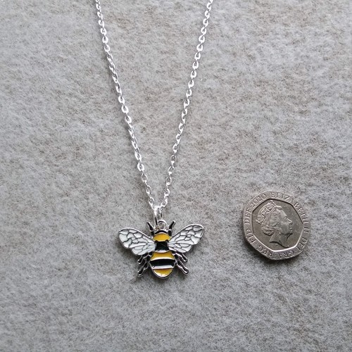 Bumble bee enamel - bee, pendant
