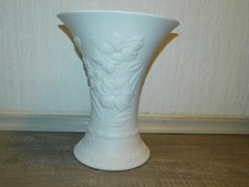Large Kaiser Vase Biscuit