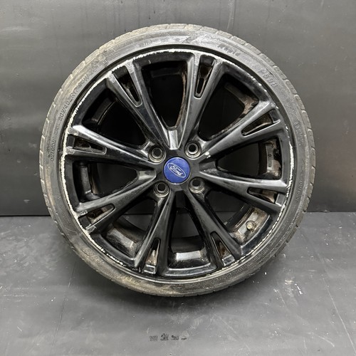 Ford fiesta ecoboost - 17”,