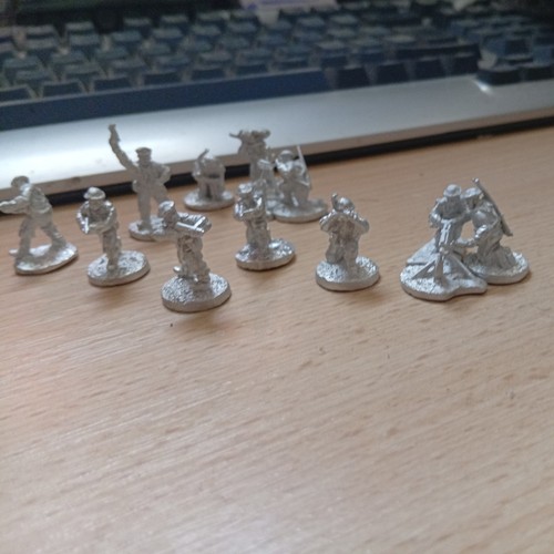 Vintage joblot 20mm unpainted - vintage,