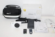 Nikon 1 J1  White Camera Boxed    Shutter : 2930  - Fast Dispatch!