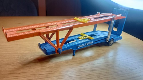 Corgi juniors hoynor car - corgi,