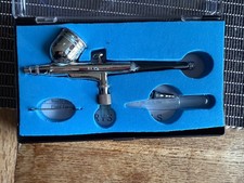 Voilamart Airbrush Kit with Mini Compressor – Dual Action Airbrush Set