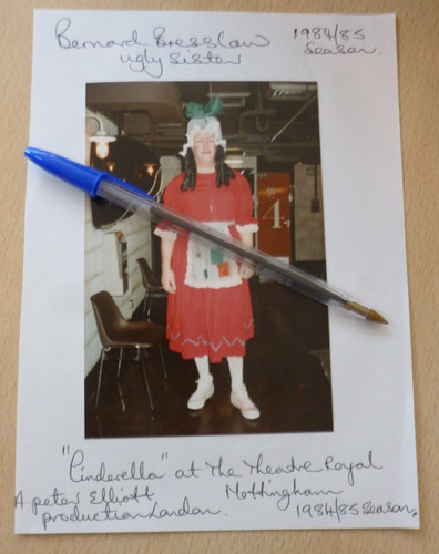 Bernard bresslaw backstage - bresslaw,