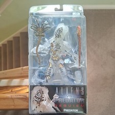 NECA Wolf Predator Half-Camo