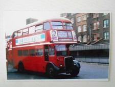 LONDON TRANSPORT BUS - RT 4320