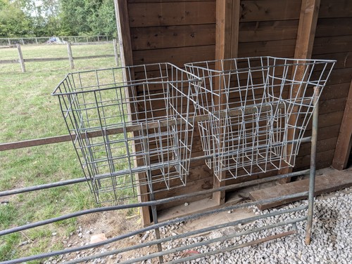 Hay basket sheep goats - basket, x