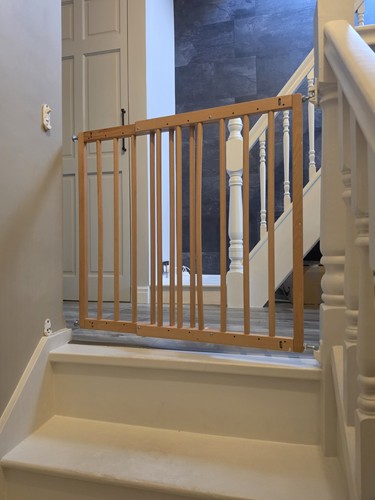 Baby dan wooden safety gate - dan,