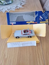 Corgi James Bond 007 Aston Martin 1986 GB Model Boxed With Figures
