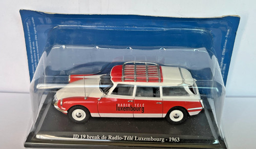 Citroen station wagon - id,