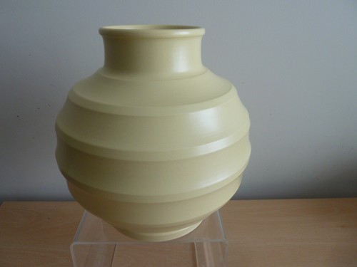 Stunning wedgwood pottery - stunning,