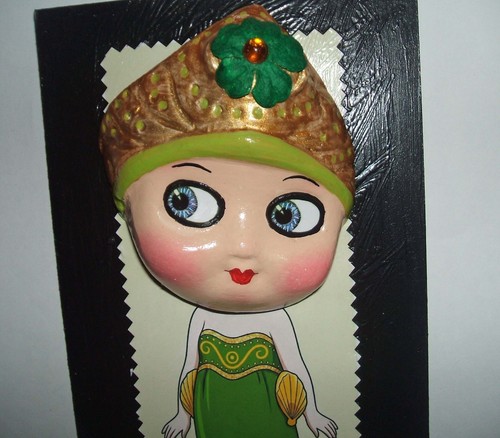 Sassy flapper chalkware wall - sassy,
