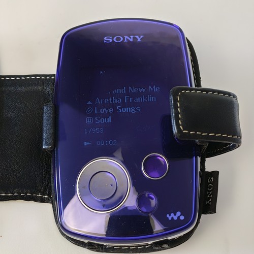 Sony walkman a3000 purple - walkman,