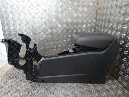 Ford max mk2 facelift centre - c,