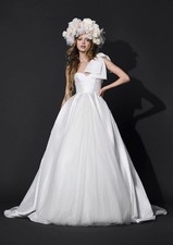 Vera Wang Eyre Size 10 Color